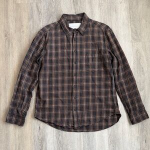 Men's Brown Plaid Long-Sleeve Button-Down Shirt